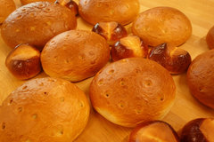 Osterbrot und Osterpinzen aus der Backwerkstatt